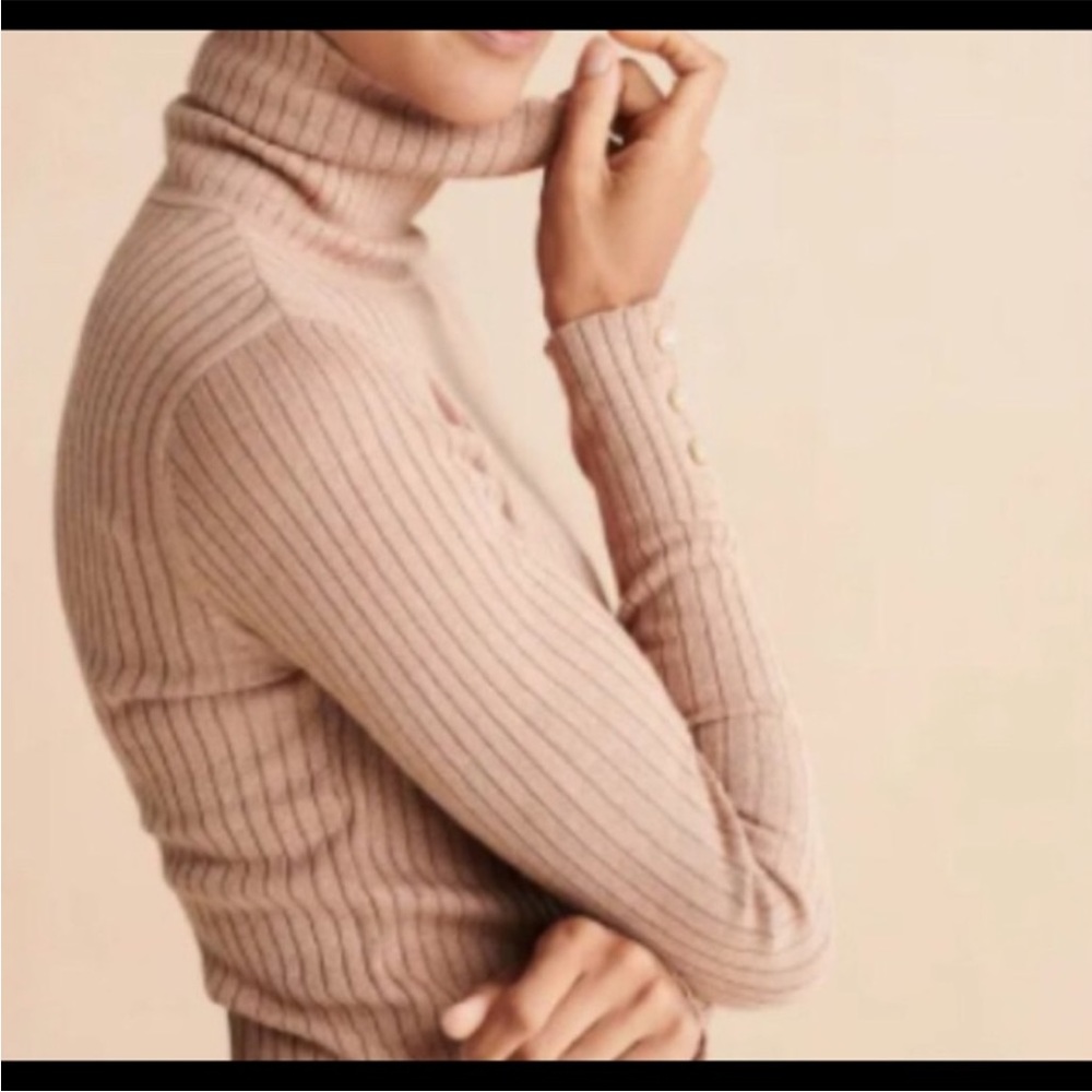 J McLaughlin Arlette turtleneck in camel